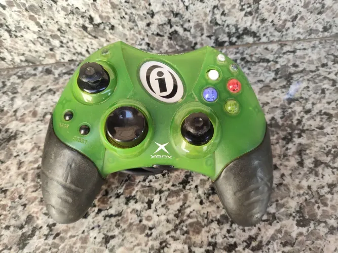Controle Xbox clássico Interact