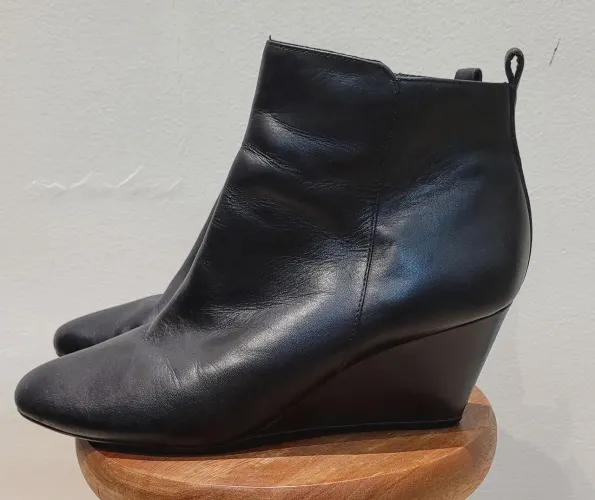 Bota Arezzo