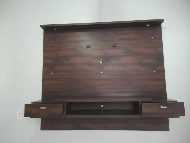 PAINEL DE TV