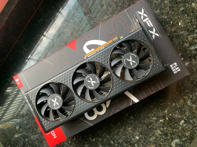 Placa de Vídeo XFX RX 7600 8GB Triple Fan - Seminova + Nota Fiscal