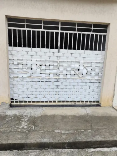 Portão de ferro