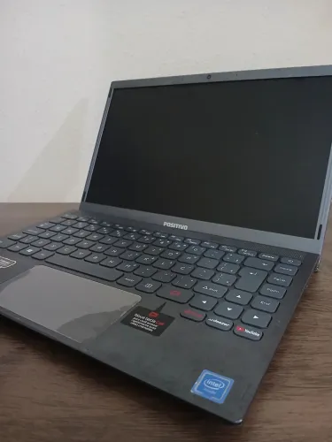Notebook Positivo (com defeito)