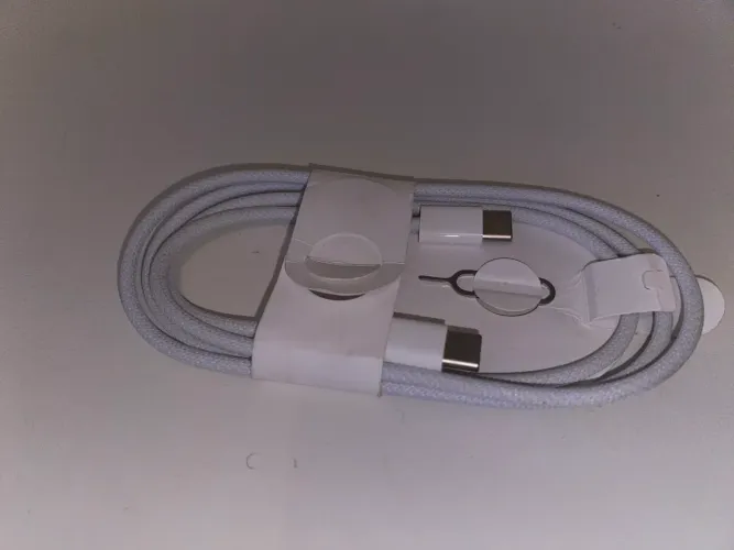 Cabo Apple Original USB-C para USB-C | Retirado de iPad