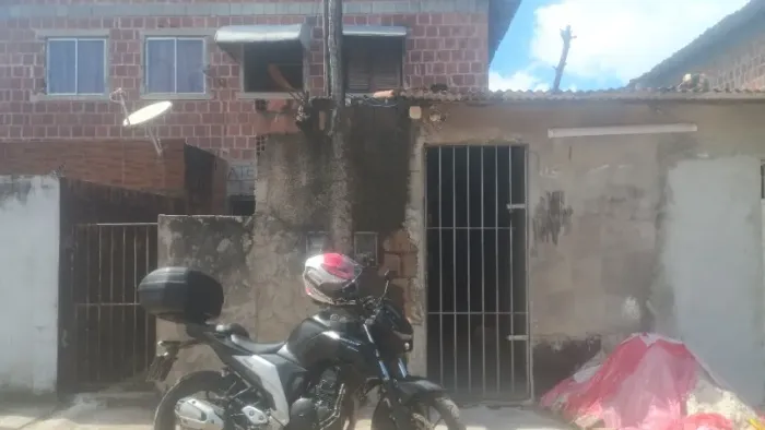 Casa pra vender dois quartos,sala ante sala, cozinha e banheiro 