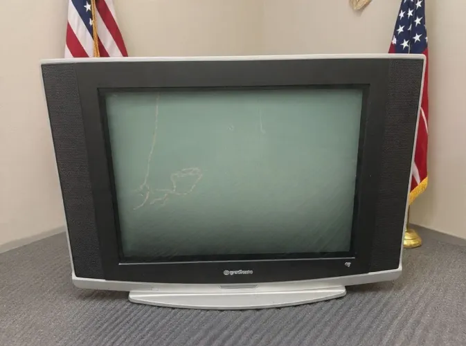 TV Tubo Gradiente Slim 29" Funcionando- Tela Plana - Retrogaming