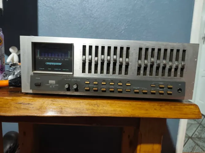 Equalizador Sansui SE-9
