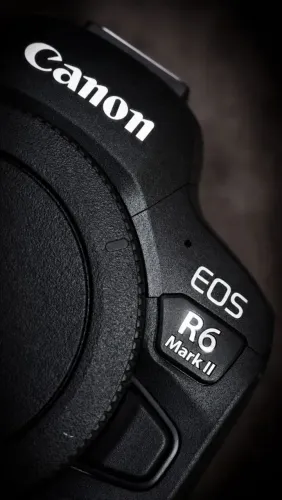 Câmera Canon R6 Mark II
