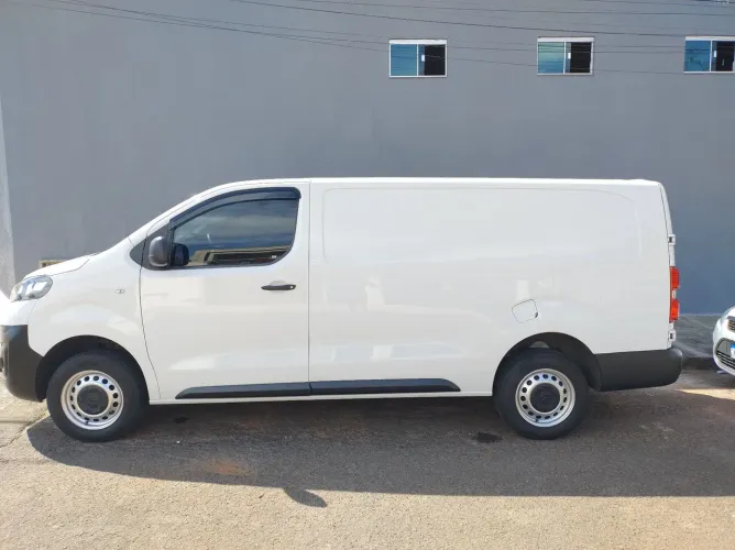 Citroen Jumpy Cargo 1.5 Turbo Diesel 2024