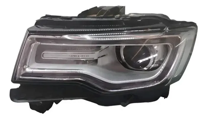 Farol Esquerdo Jeep Grand Cherokee 2014 2015 Detalhe Esquerdo
