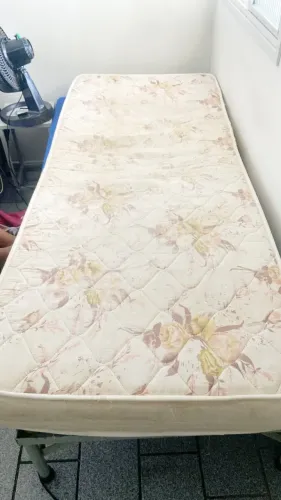 Cama