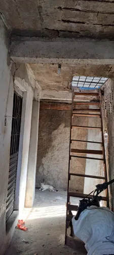 VENDO UMA CASA NO BAIRRO SÃO FRANCISCO ,PERTO DA UBS BENEDITO ALMEIDA, ENFRETE UMA ESCOLA