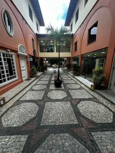 Shopping para aluguel tem 60 metros quadrados em Barra da Tijuca - Rio de Janeiro - RJ