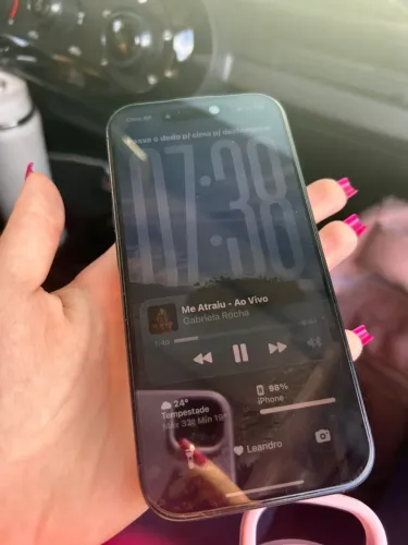 iPhone 16