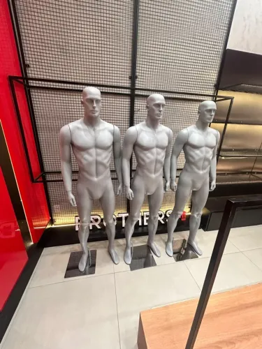Manequim de Fibra Masculino
