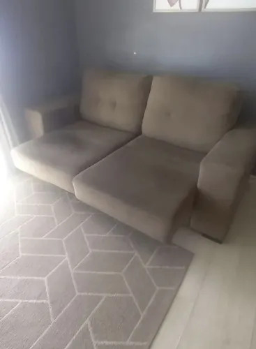 Sofa Retrátil De 02 Lugares.