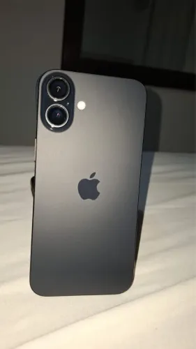 iPhone 16 plus 128 gb