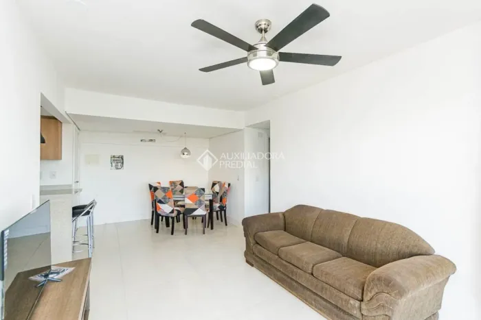 Apartamento no bairro Camaquã
