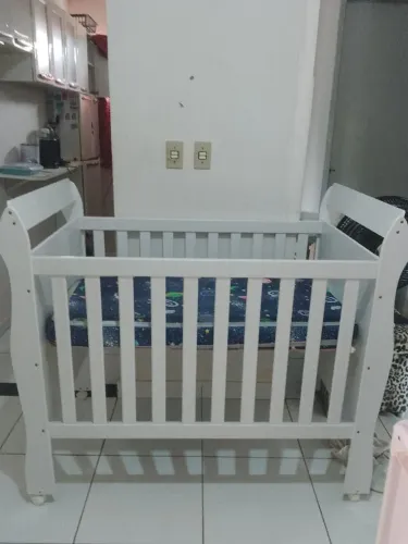 Berço americano vira cama semi novo 1 mês de uso