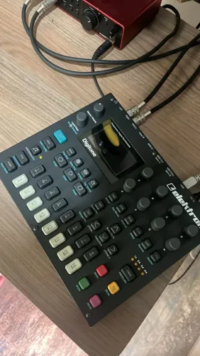 Digitone 