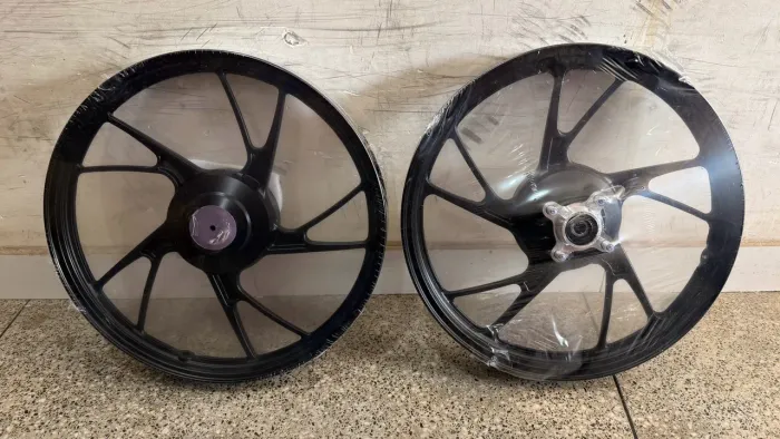 Liga Leve Iron Fan 125 Ks/Es Tambor 09/13 Pé de Galinha c/ Rolamentos