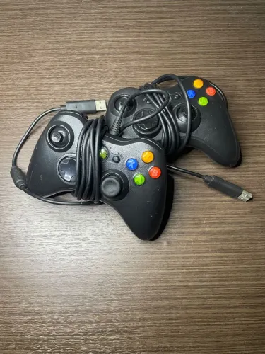 KIT 2 CONTROLES XBOX 360