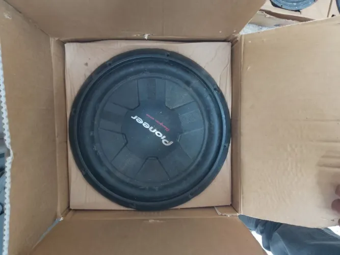 Vendo alto falante de 12 Pioneer 