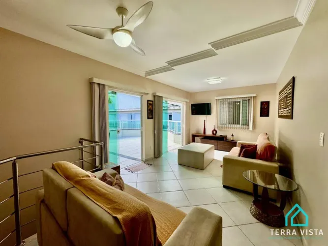 Cobertura duplex com 3 dormitórios a 100 metros a venda na Praia Grande Ubatuba SP