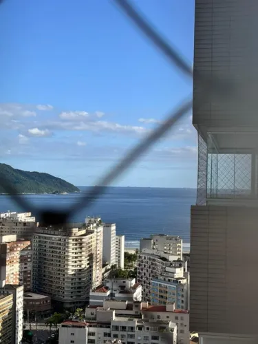 Vista Permanente para o Mar no Gonzaga Alto Padrão em Santos