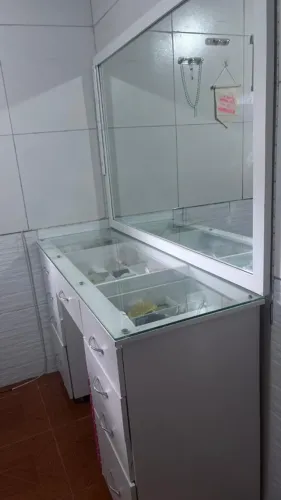 Penteadeira Camarim de Luxo - Branca com Tampo de Vidro