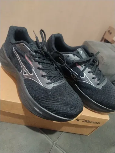 Tênis Mizuno original