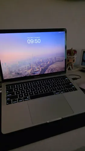 MACBOOK PRO 2018