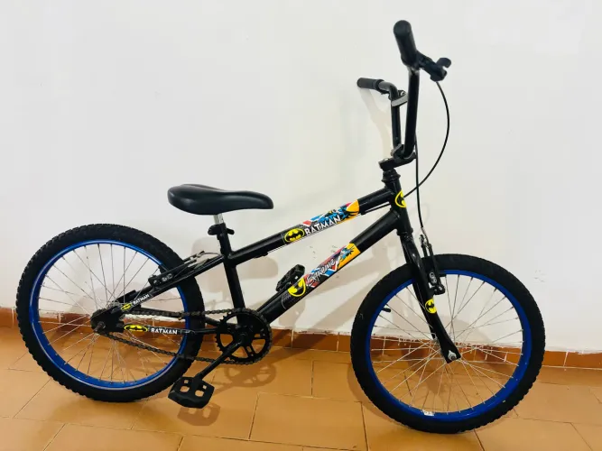 Bicicleta aro 20 semi nova