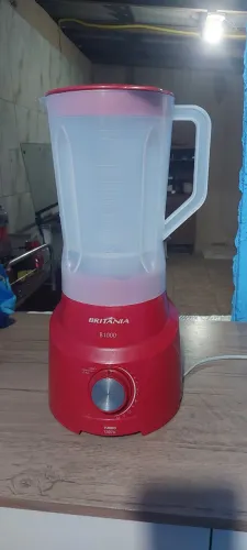 VENDE-SE LIQUIDIFICADOR BRITÂNIA 