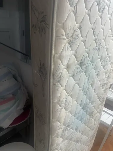 Cama Box baú e colchão de solteiro 