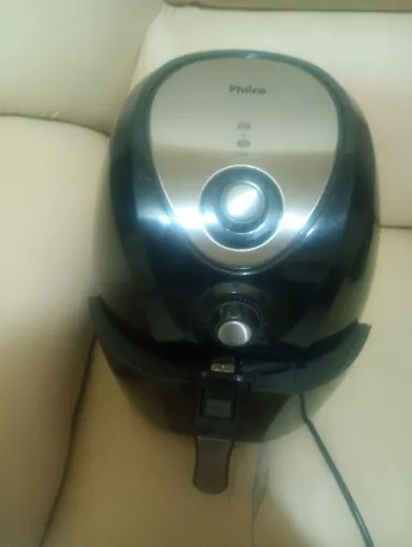 Vendo outro Airfryer por notebook básico ou CPU de Pc básico