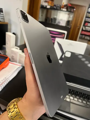 iPad Pro m2 Magic Keyboard
