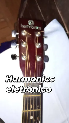 Violão eletrônico 