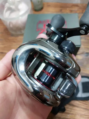 Carretilha Shimano Antares DC7 LV. Raro estado