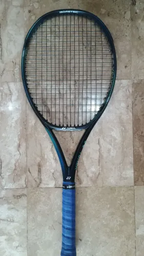 Raquete de tênis yonex enzone