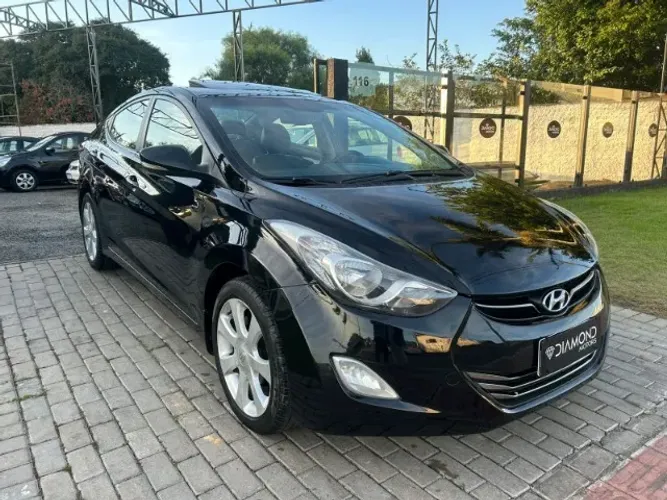 Hyundai Elantra GLS 1.8 16V Aut. 2012