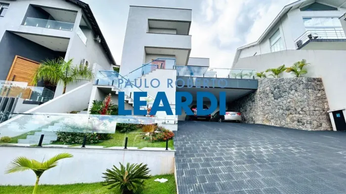 CASA EM CONDOMÍNIO - CONDOMÍNIO HILLS 3 - SP