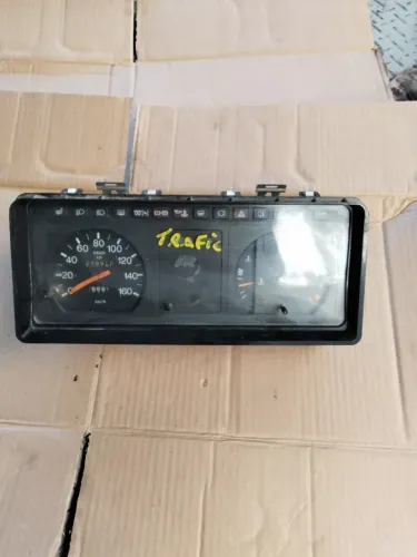 Painel De Instrumento Renault Trafic