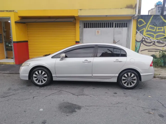 Honda Civic Sed. Lxl/ LXL SE 1.8 Flex 16V Aut. 2011
