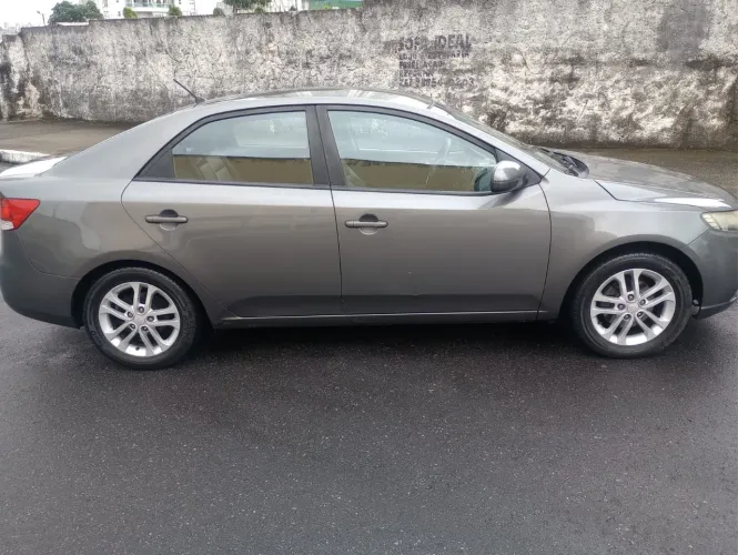 Kia Motors Cerato 1.6 16V Mec. 2011