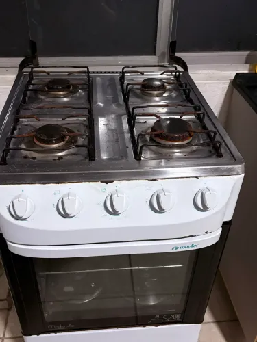 Fogão a Gás 4 Bocas com Forno