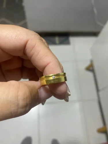 Aliança Ouro 18k 750 5,5g com Pedra