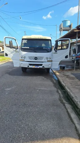 Mercedes-Benz Accelo 915c 2009