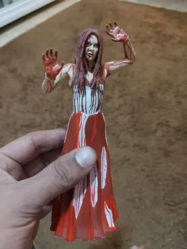 Carrie a estranha neca toys 