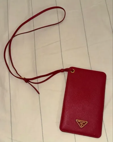 Porta Smartphone Prada vermelho