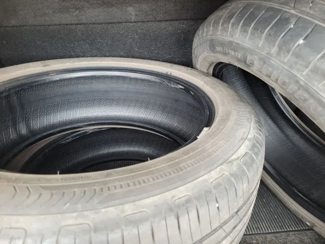 Vendo 4 pneus usados, 205 55 17 91v
